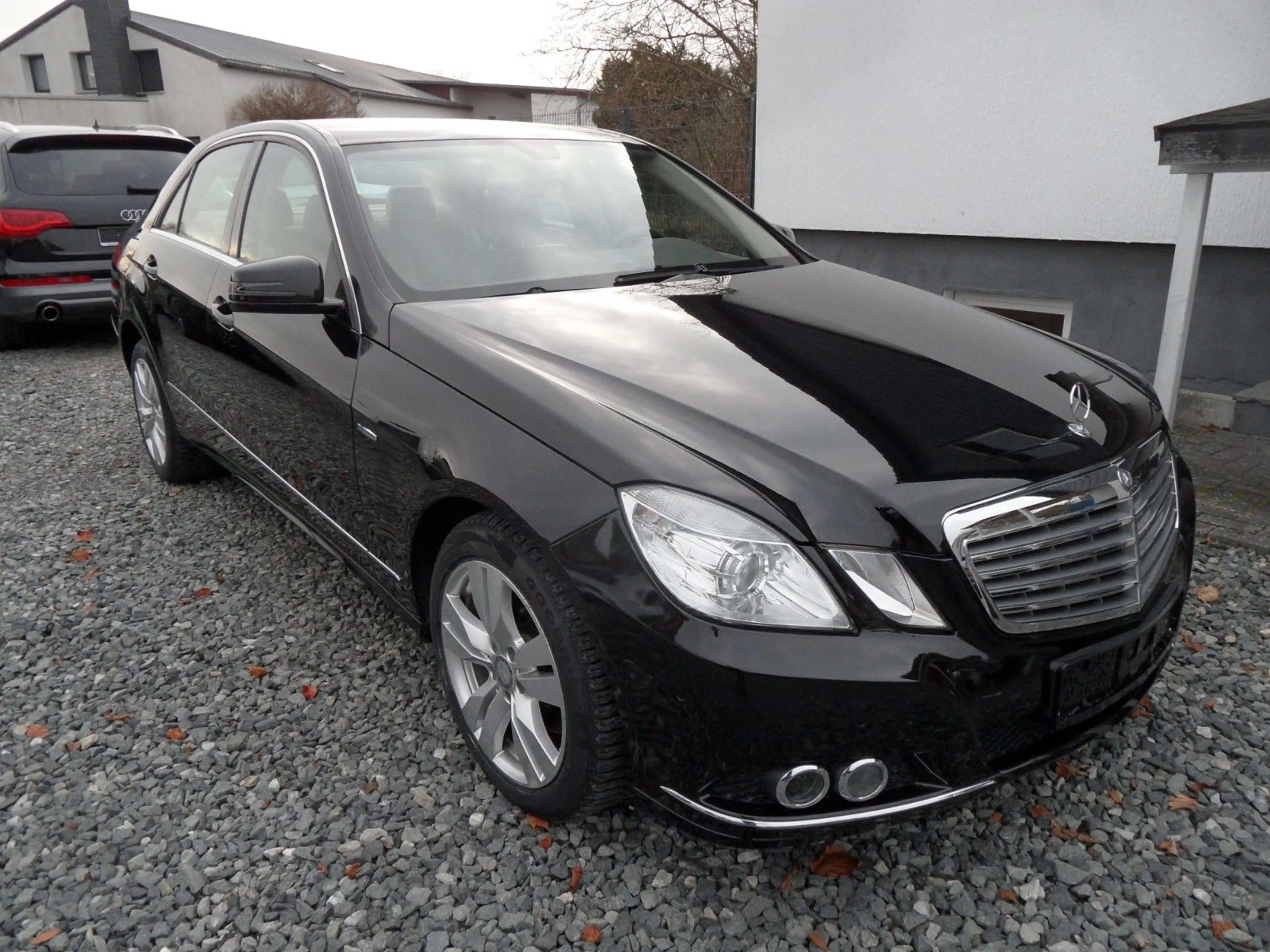 Mercedes-Benz E 350 CGI BlueEfficiency, 2.Hand, erst 54.000 KM — photo 6