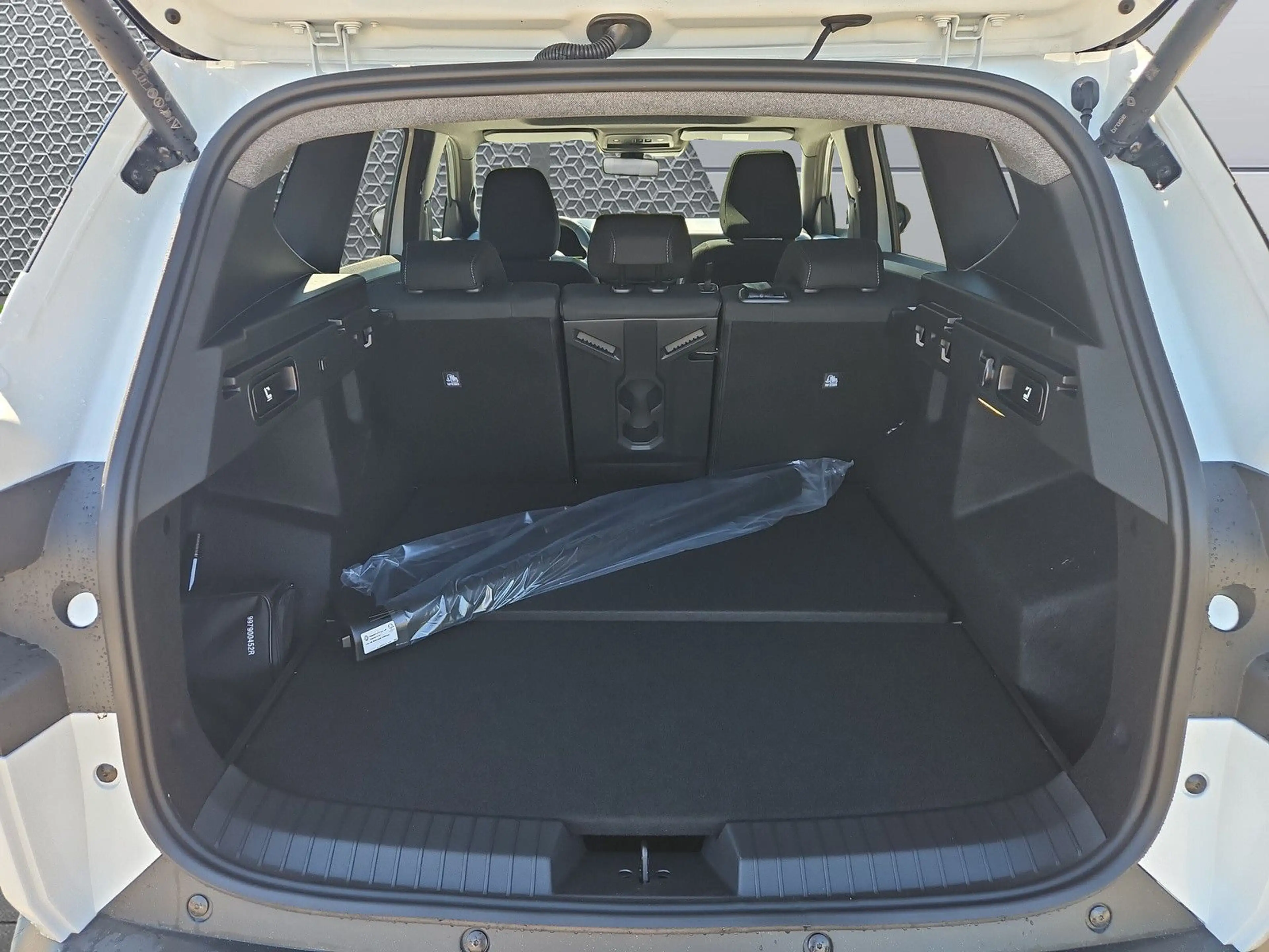 Dacia Bigster Journey Hybrid 155  Navi Kamera LED — photo 4