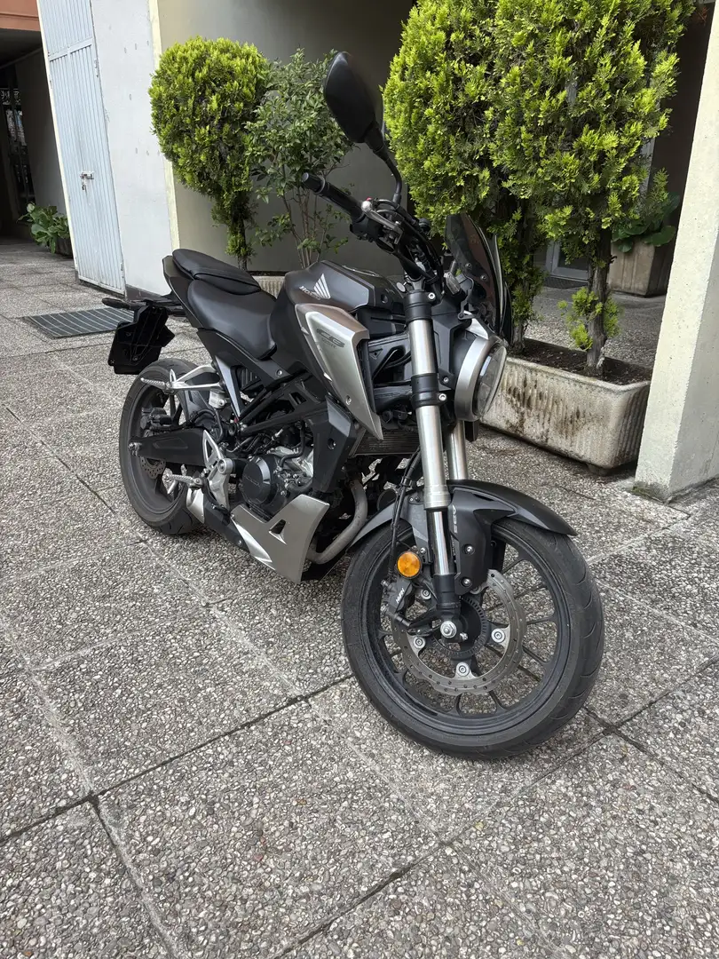Honda CB 125 R - 2