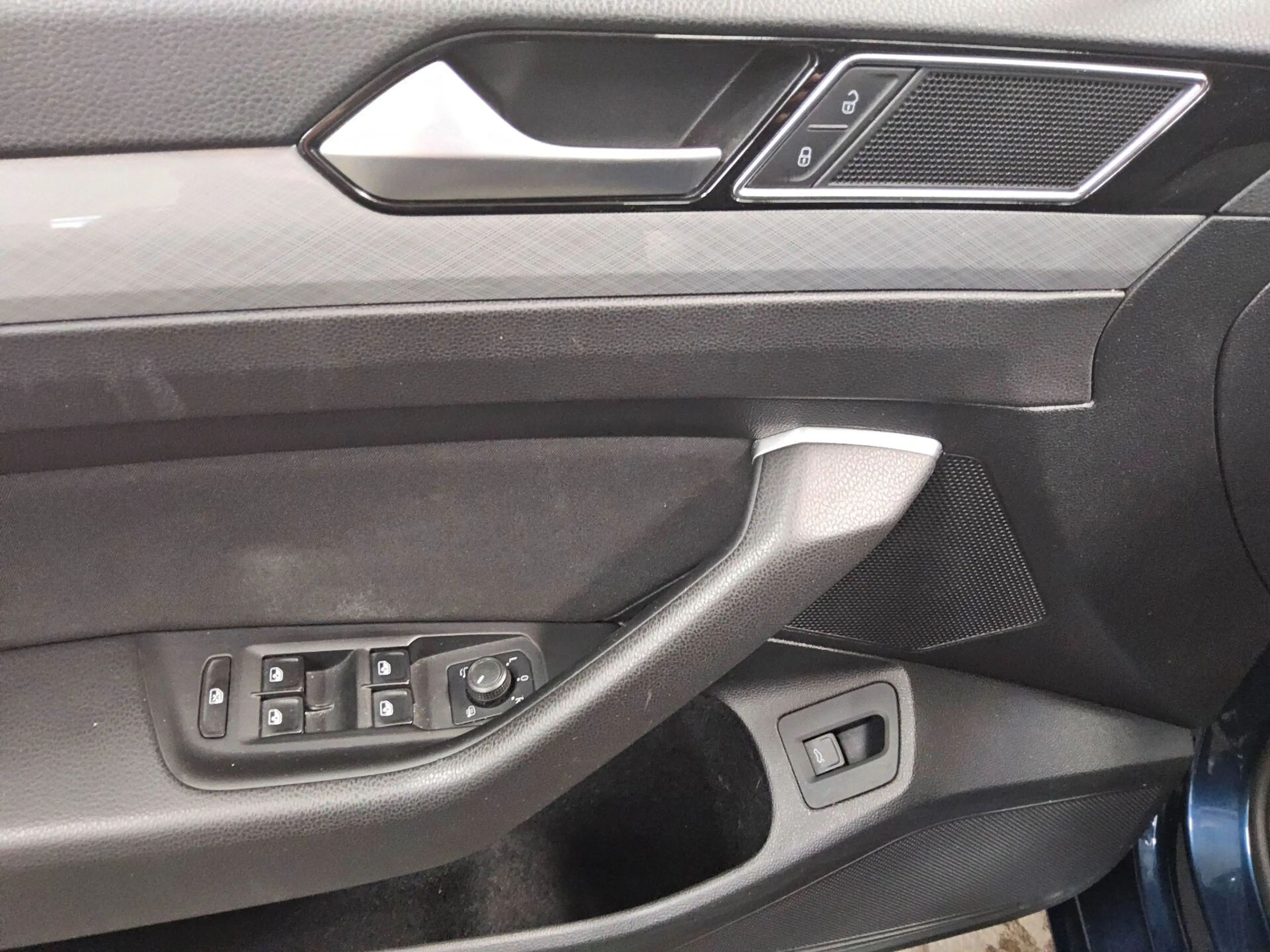 Volkswagen Passat Variant — photo 9
