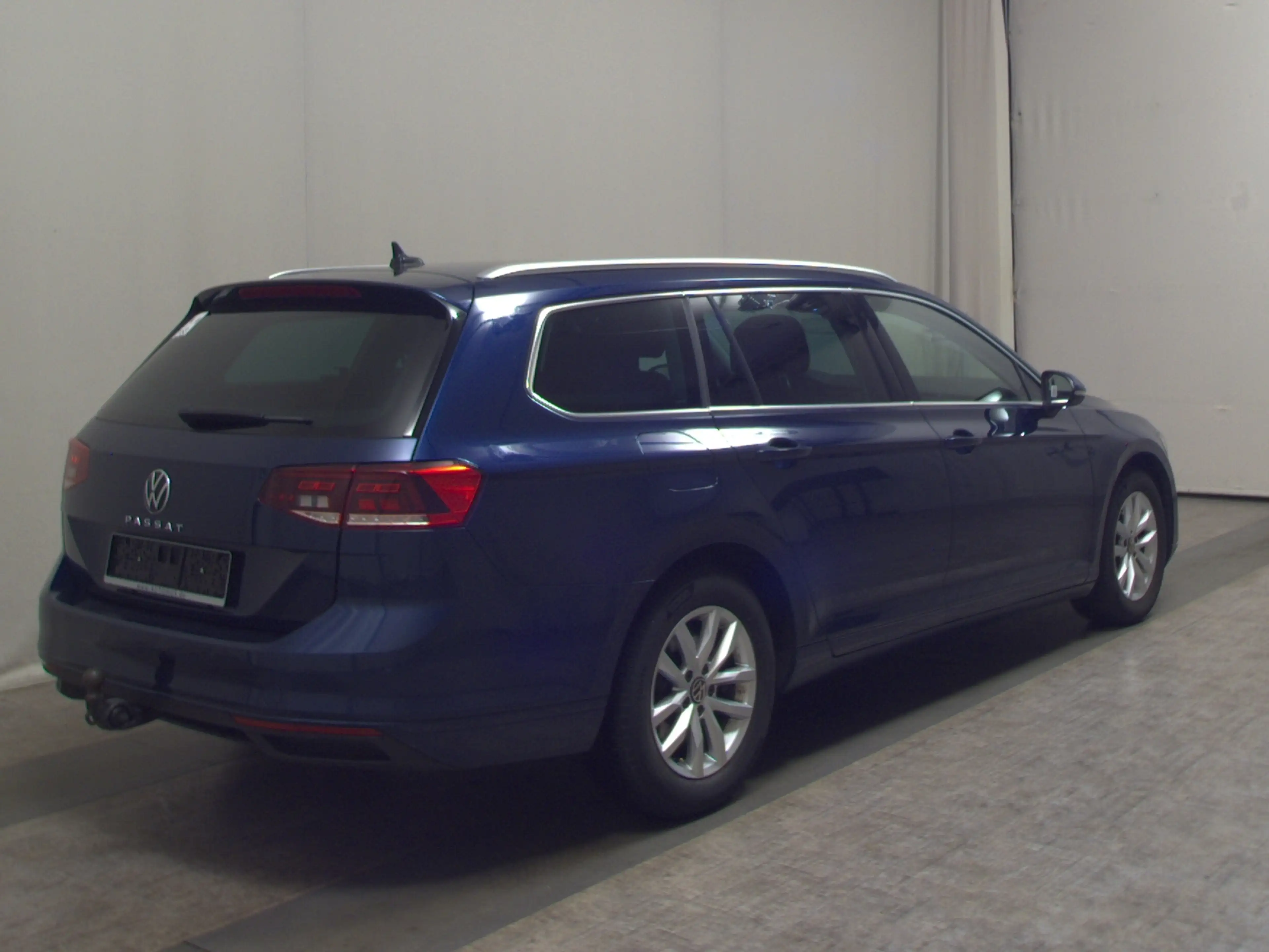 Volkswagen Passat Variant — photo 4