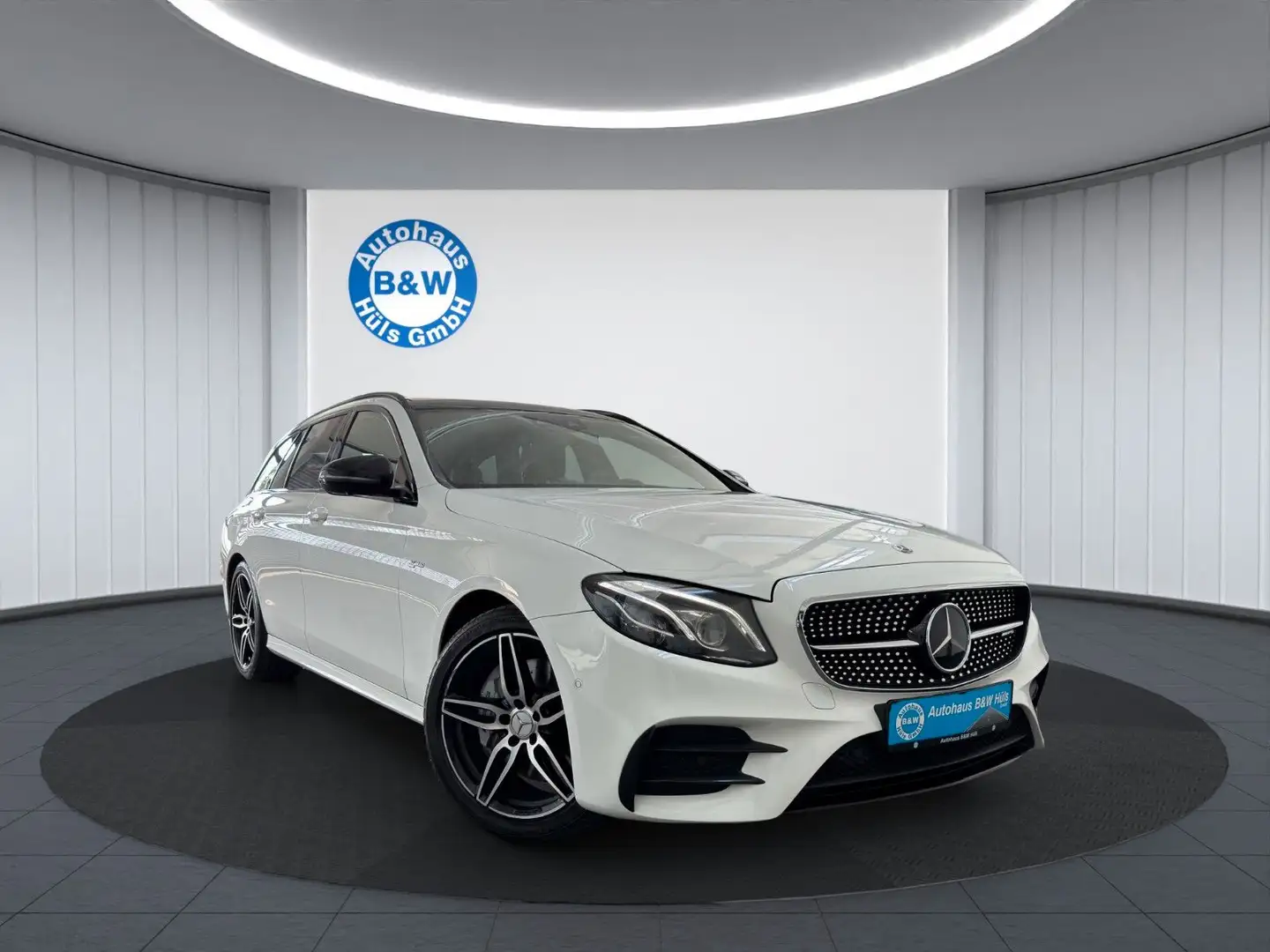 Mercedes-Benz E 43 AMG E43 AMG 4Matic LUFT*LED*PANO*ACC*360*WIDE*NIGHT Alb - 1