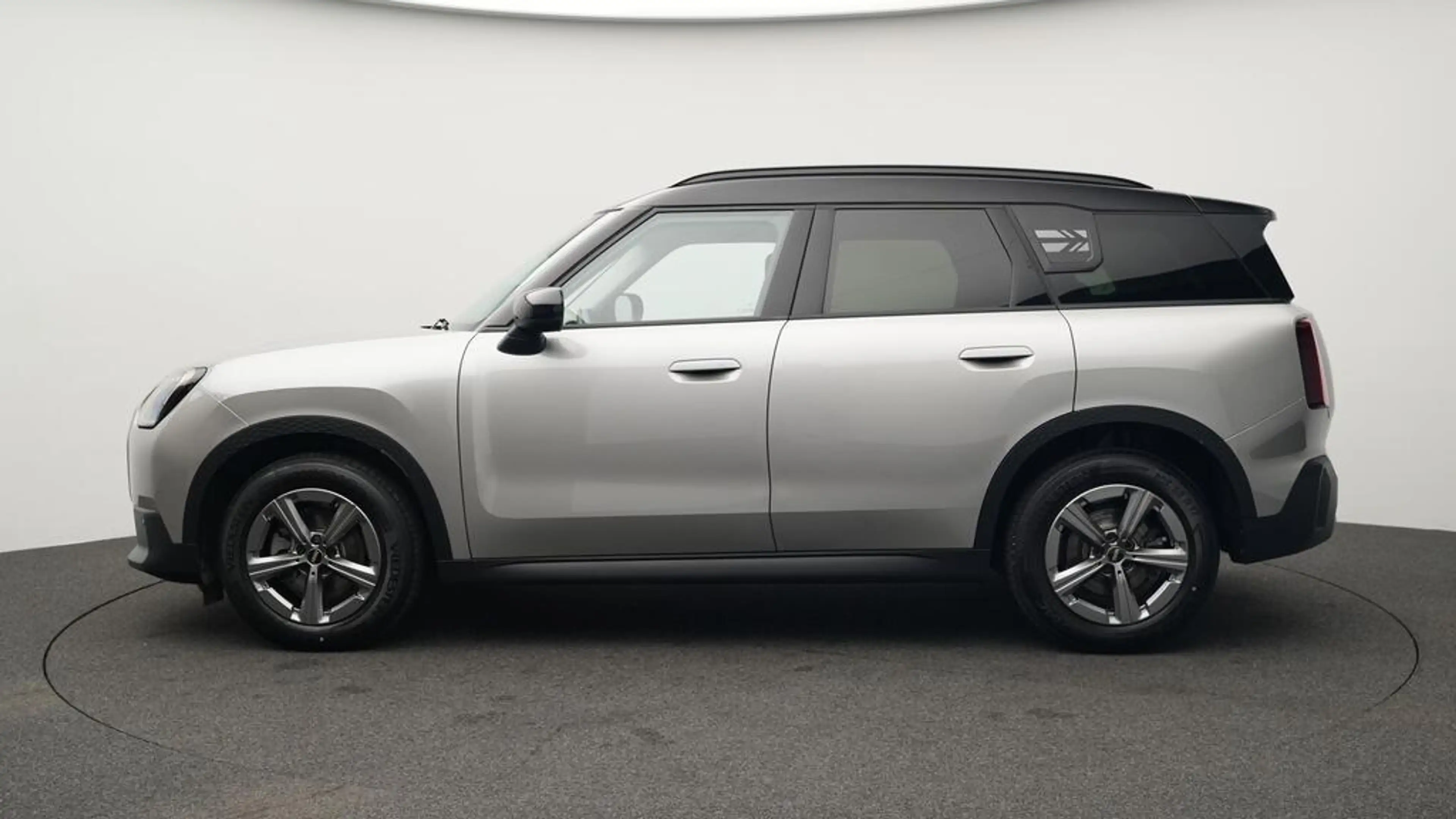 MINI Countryman D Classic Trim — photo 3