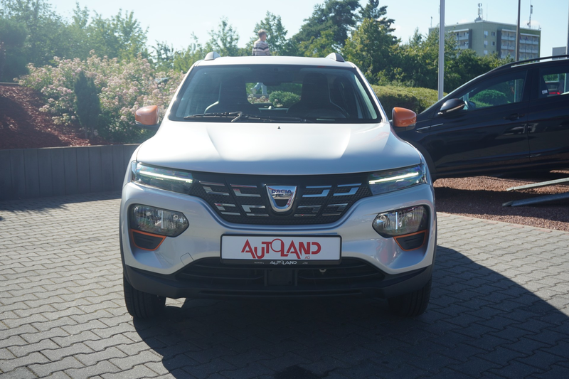 Dacia Spring Electric Comfort Navi Leder Kamera PDC — photo 9