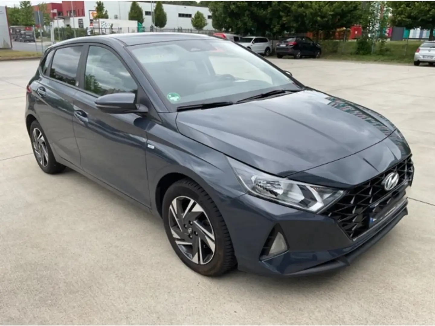 Hyundai i20 Edition 30 Mild-Hybrid 1.0 T-GDI EU6d MJ22 Grau - 2