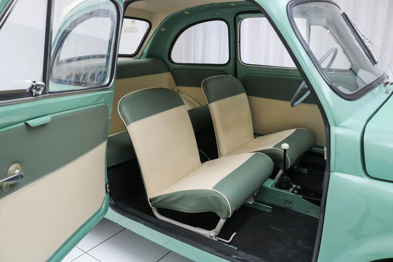 Steyr Puch 500 D Restored Condition - GfK Top - Matching, foto 11