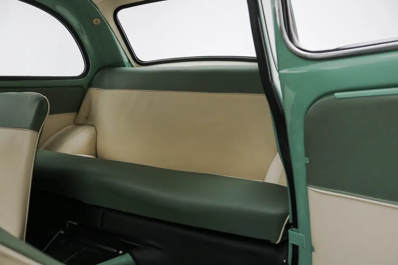 Steyr Puch 500 D Restored Condition - GfK Top - Matching, foto 9