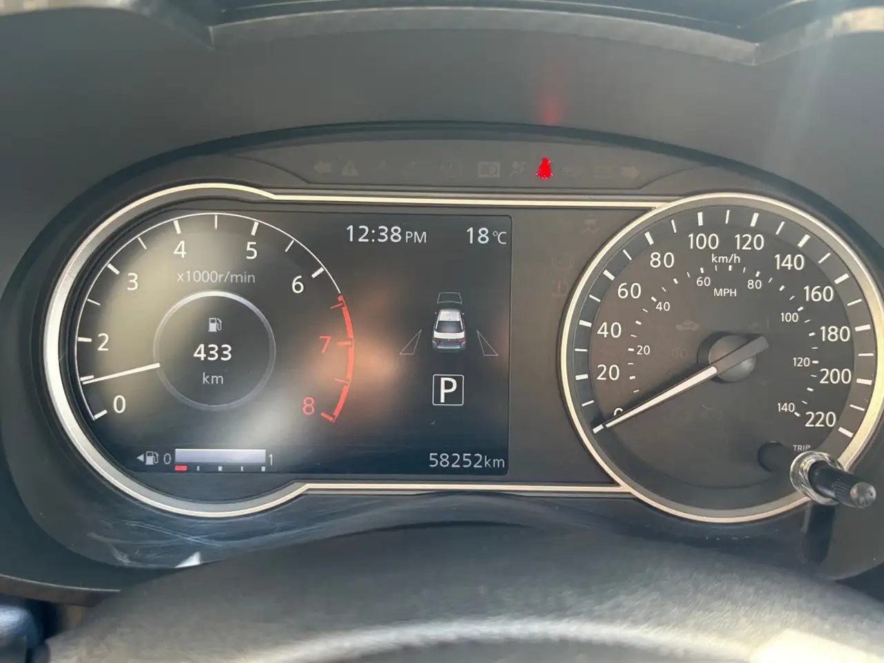 Nissan Versa снимка Nissan Versa