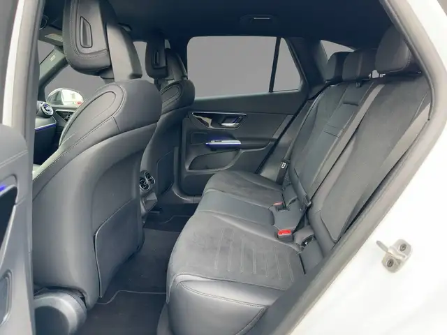 Mercedes-Benz GLC 200 d 4MATIC AMG-Line Prem Night 360°Kam AHV Ansicht 9