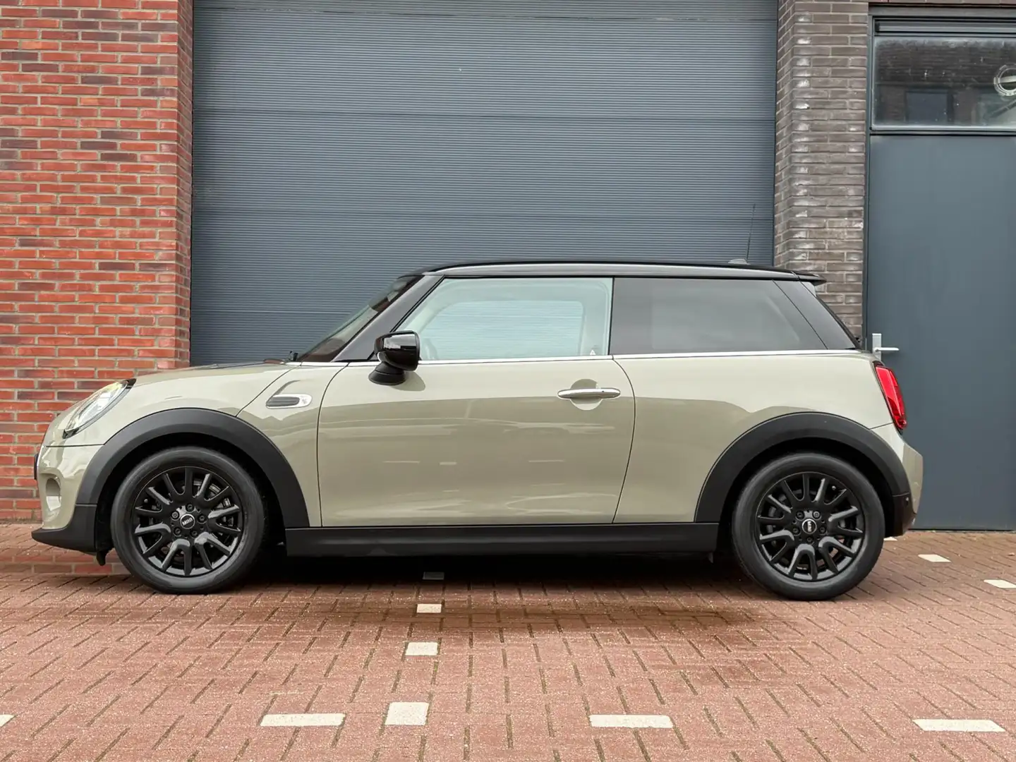 MINI Cooper Pepper | CLIMA | NAVI | CARPLAY | LED | UNION JACK Gris - 2