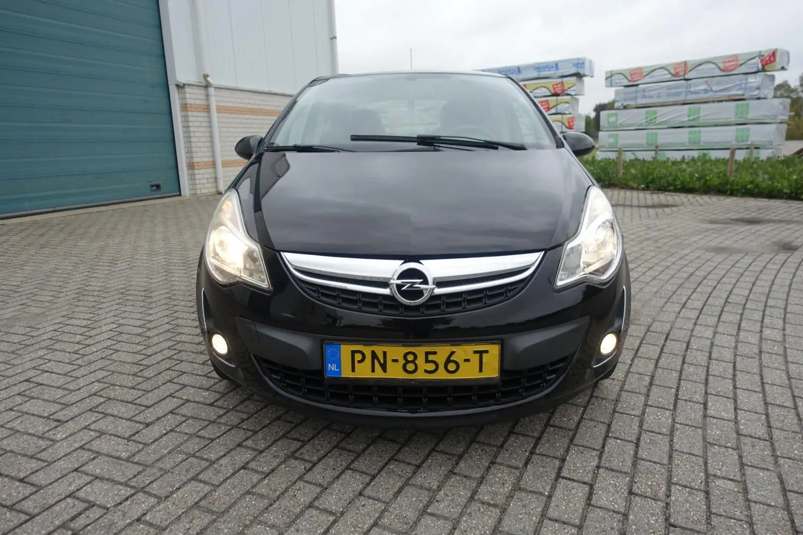 Opel Corsa 1.2-16V Selection -5drs - l. m. velgen Noir - 2