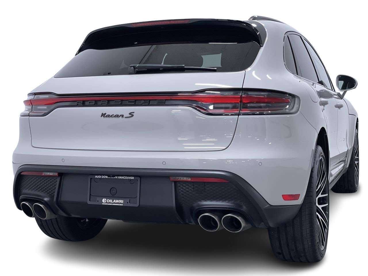 2023 Porsche Macan thumb 12