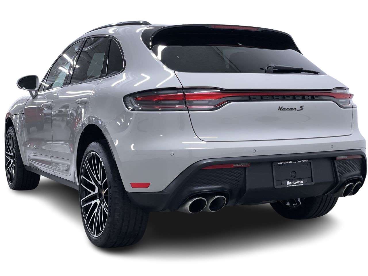 2023 Porsche Macan thumb 9