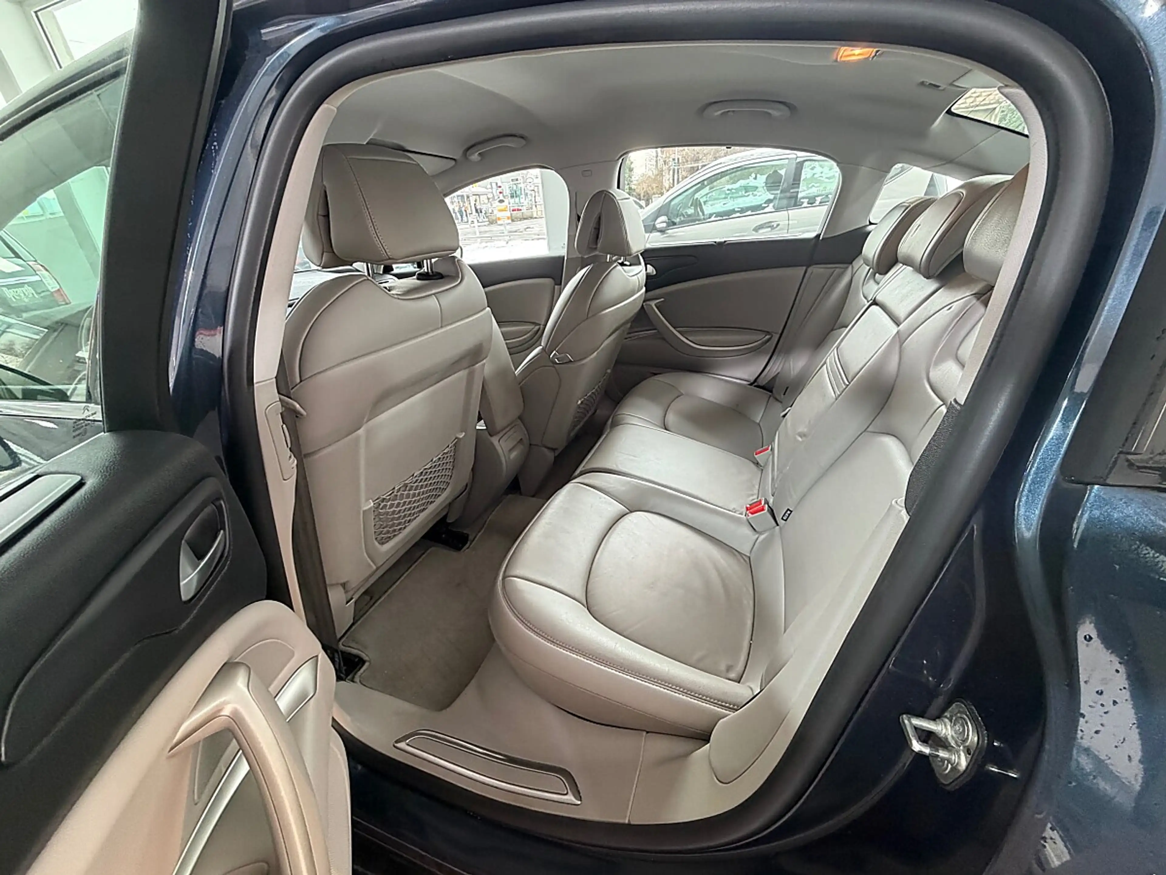Citroen C5 3,0 V6 HDi FAP Exclusive Aut. — photo 14