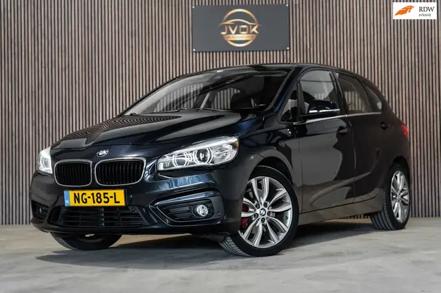 BMW 220 2-serie Active Tourer 220i Leder PDC Automaat Stoe