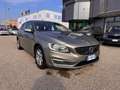Volvo V60 V60 D2 1.6 Kinetic Gris - thumbnail 2