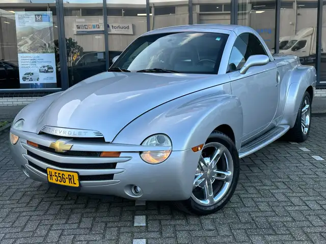 Chevrolet SSR CHEVROLET 6.0 V8 Cabrio