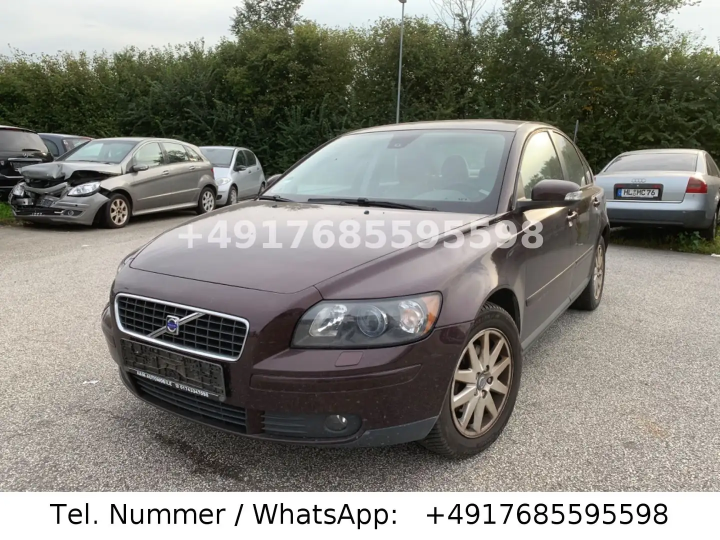Volvo S40 Lim. 2.0 Momentum Negro - 1