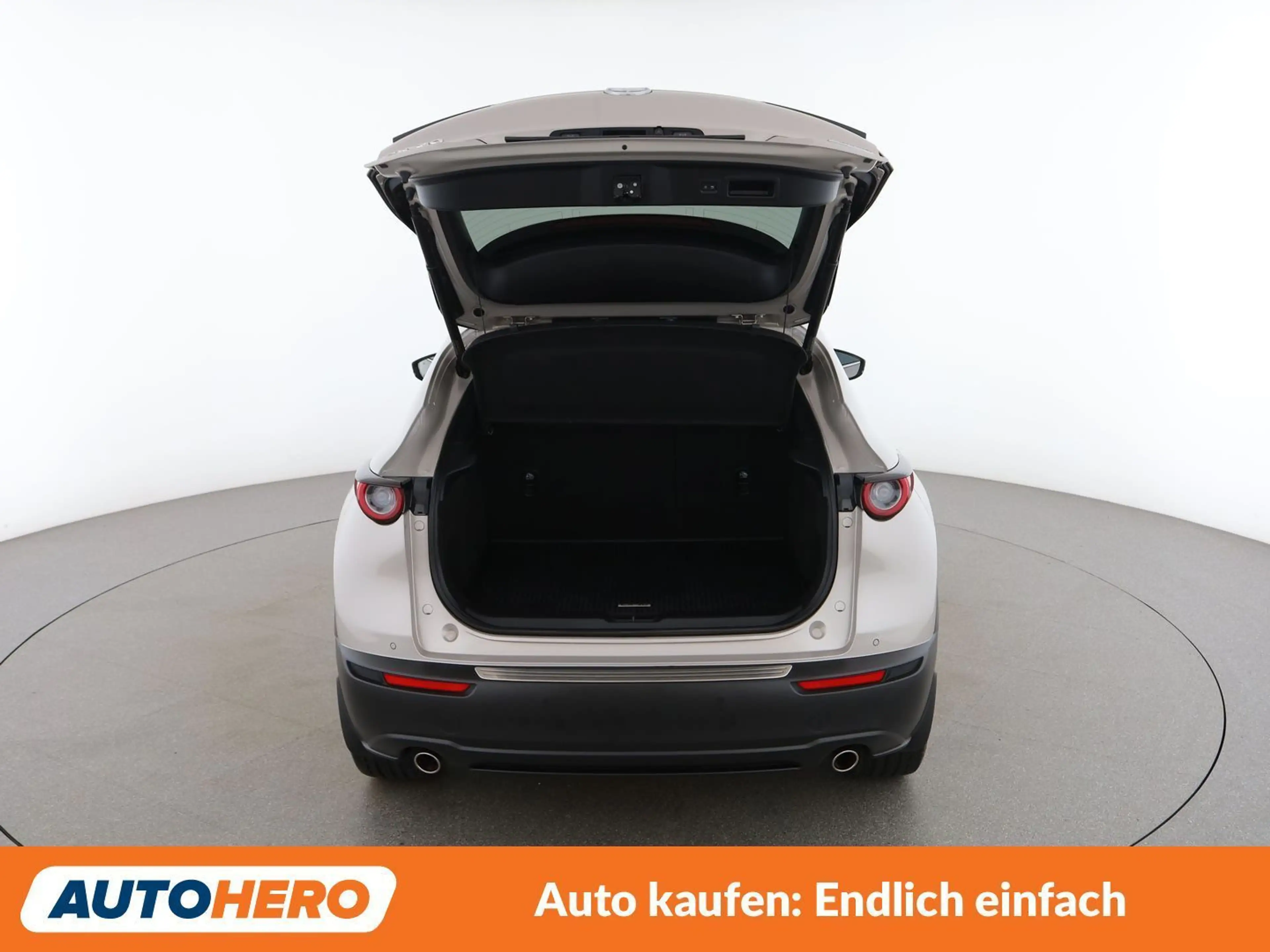 Mazda CX-30 2.0 Skyactiv-G Mild-Hybrid Comfort+ AWD — photo 16