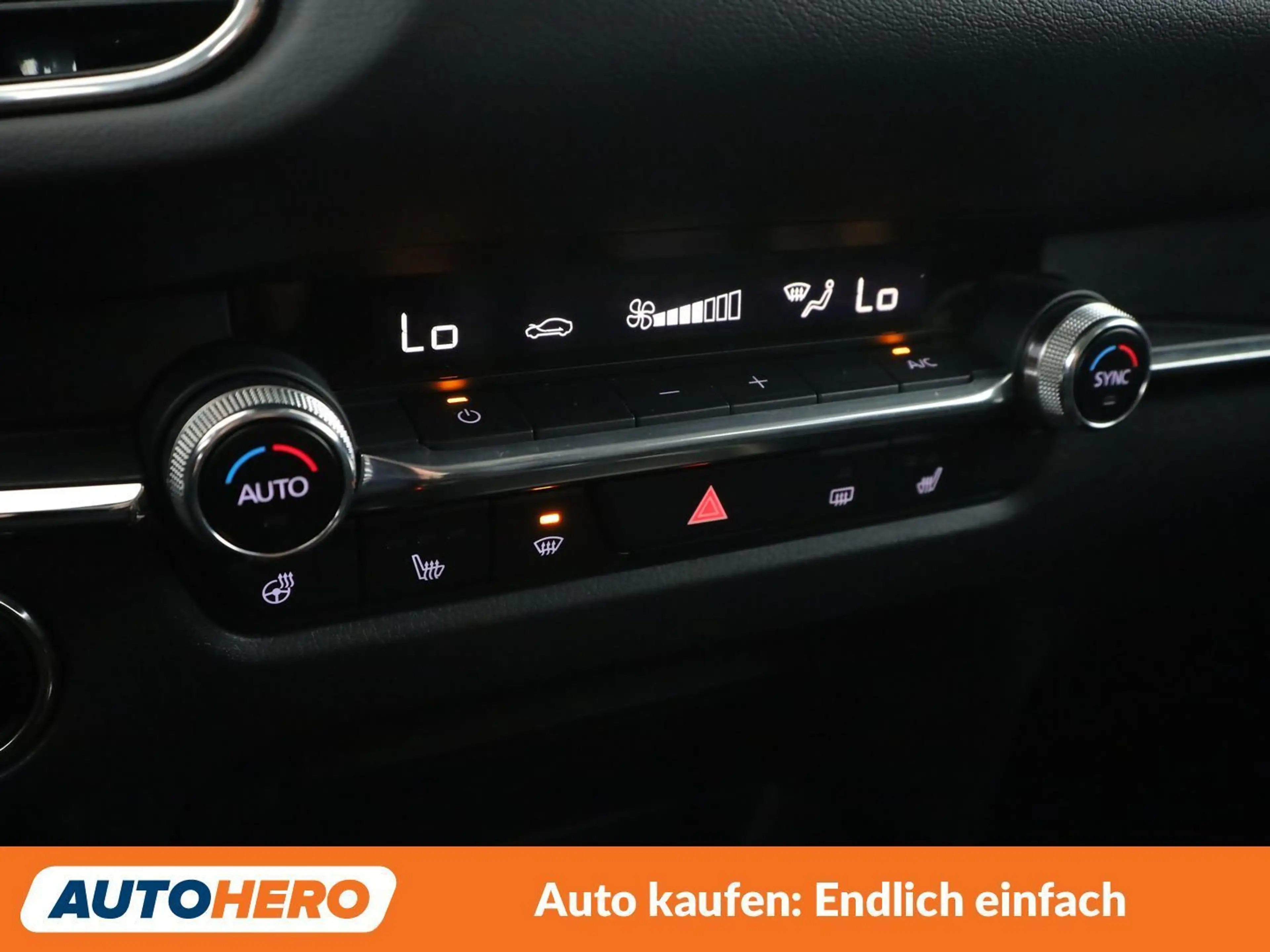 Mazda CX-30 2.0 Skyactiv-G Mild-Hybrid Comfort+ AWD — photo 29