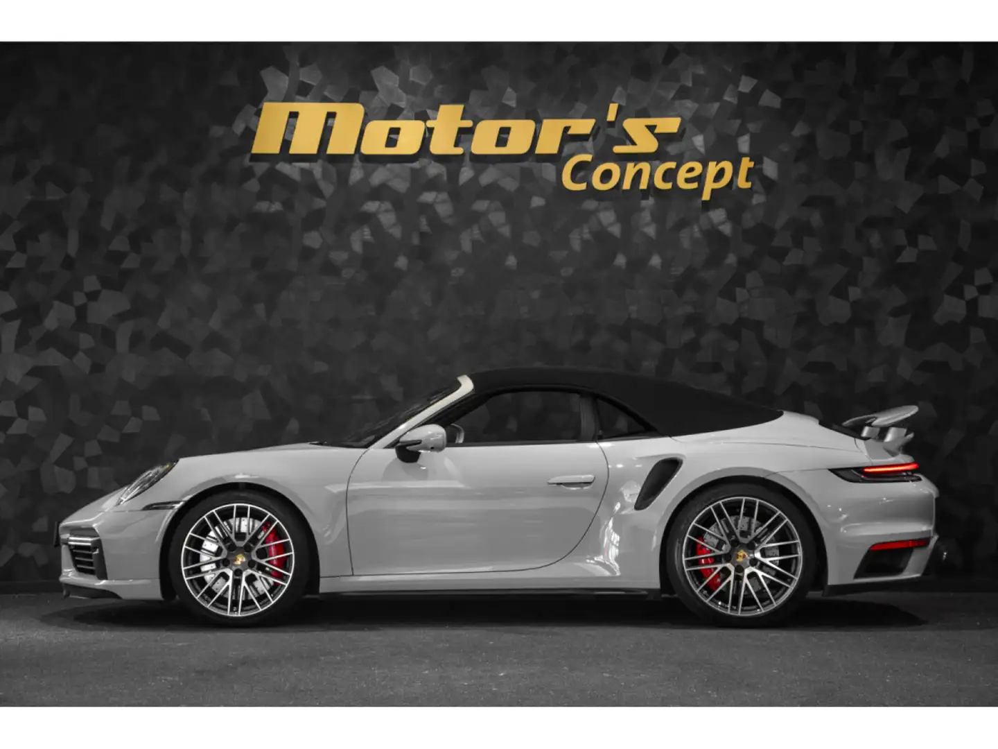 Porsche 992 Turbo Cabriolet PDK Gris - 2