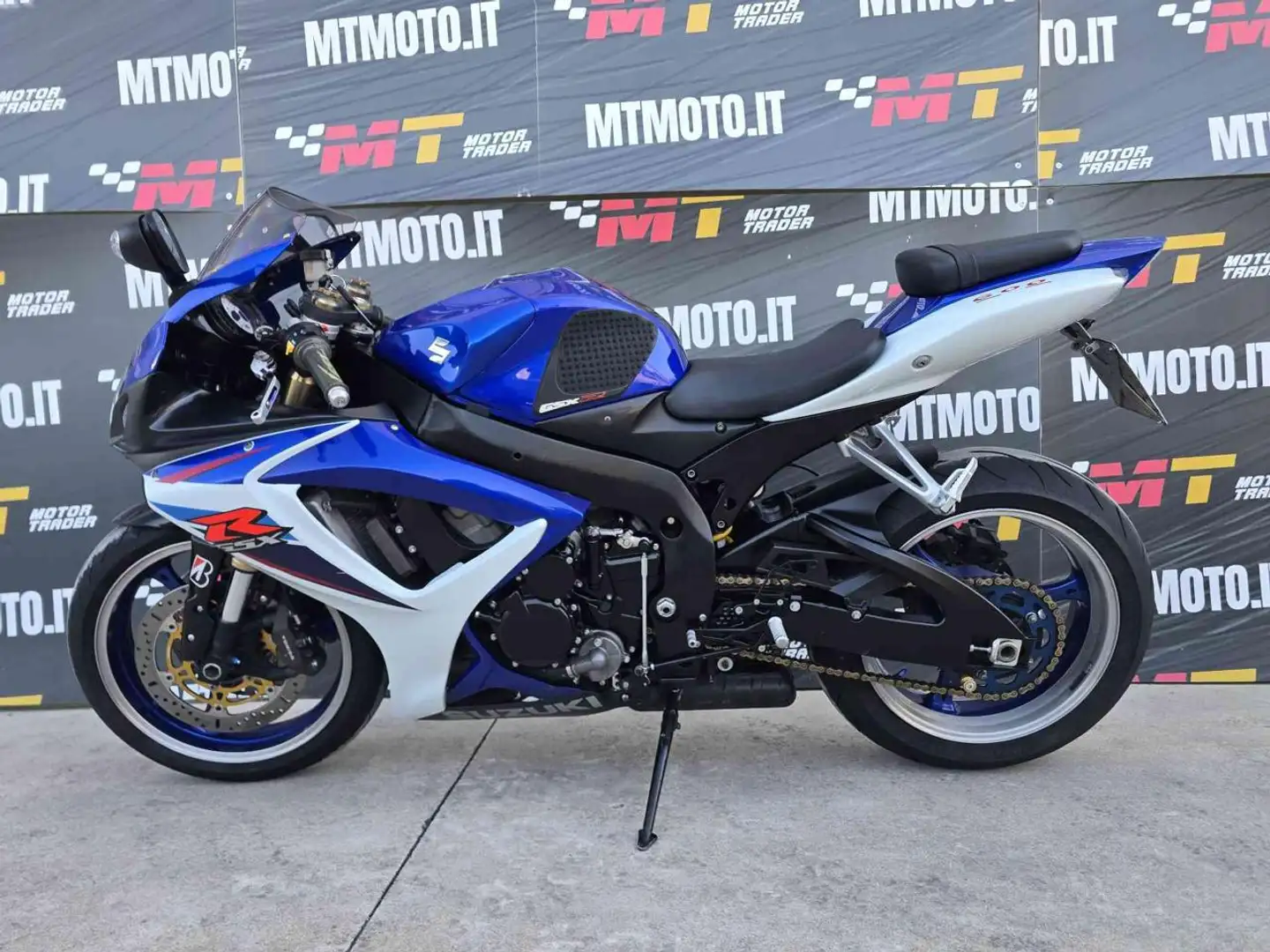 Suzuki GSX-R 600 K7 30 Foto e Video 360 Azul - 2