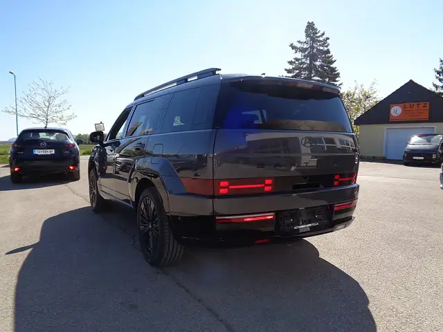 Hyundai SANTA FE Santa Fe 1,6 T-GDI PHEV 4WD 6Sitz.Calligraphy Aut. Ansicht 3