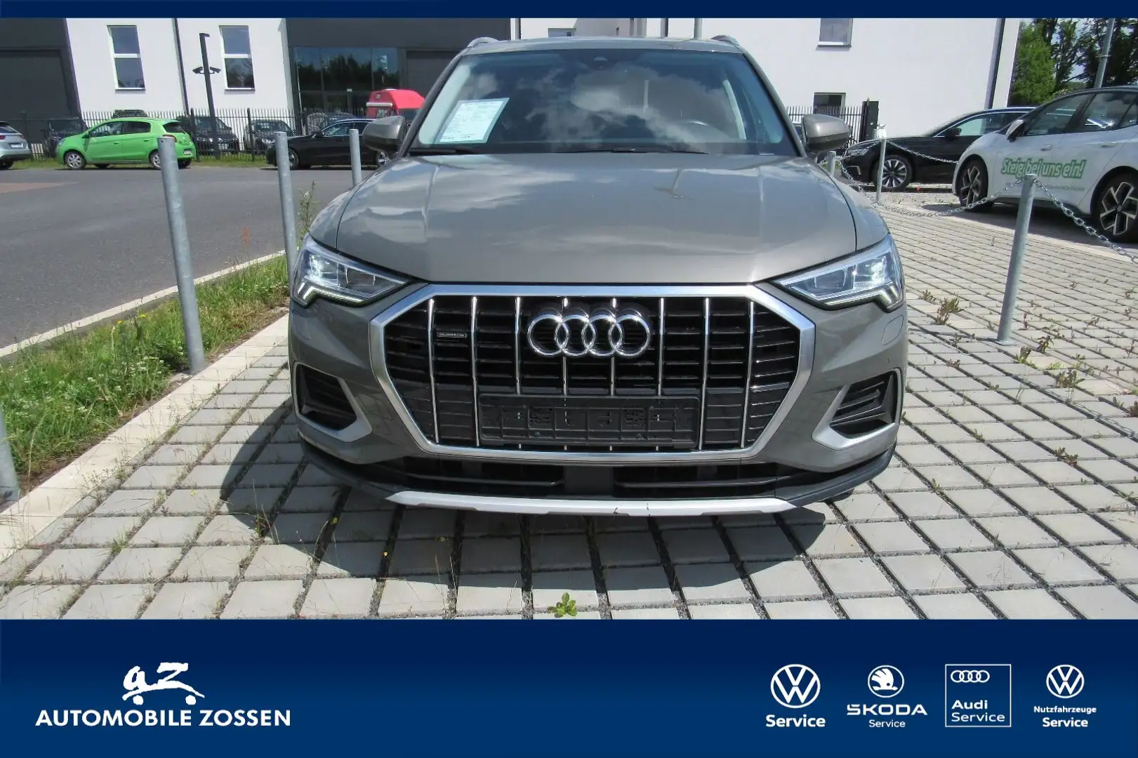 Audi Q3 Q3 40 TFSI2,0 TFSI S-Tronic quattro advanced Gris - 1