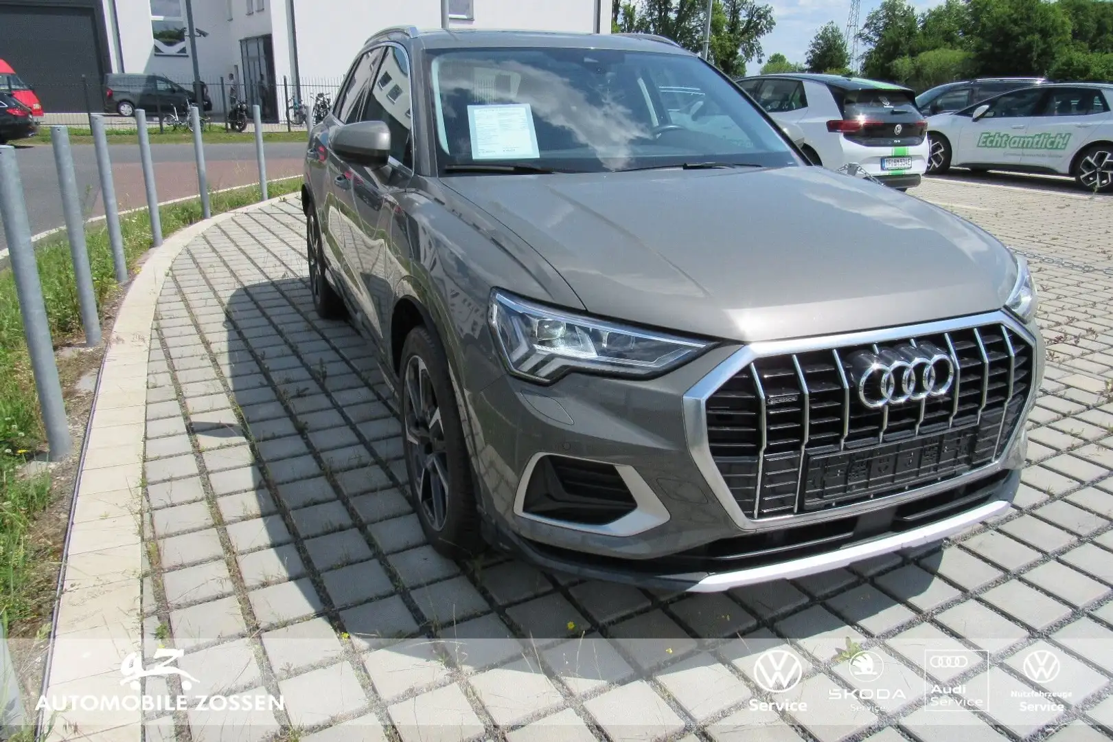 Audi Q3 Q3 40 TFSI2,0 TFSI S-Tronic quattro advanced Gris - 2