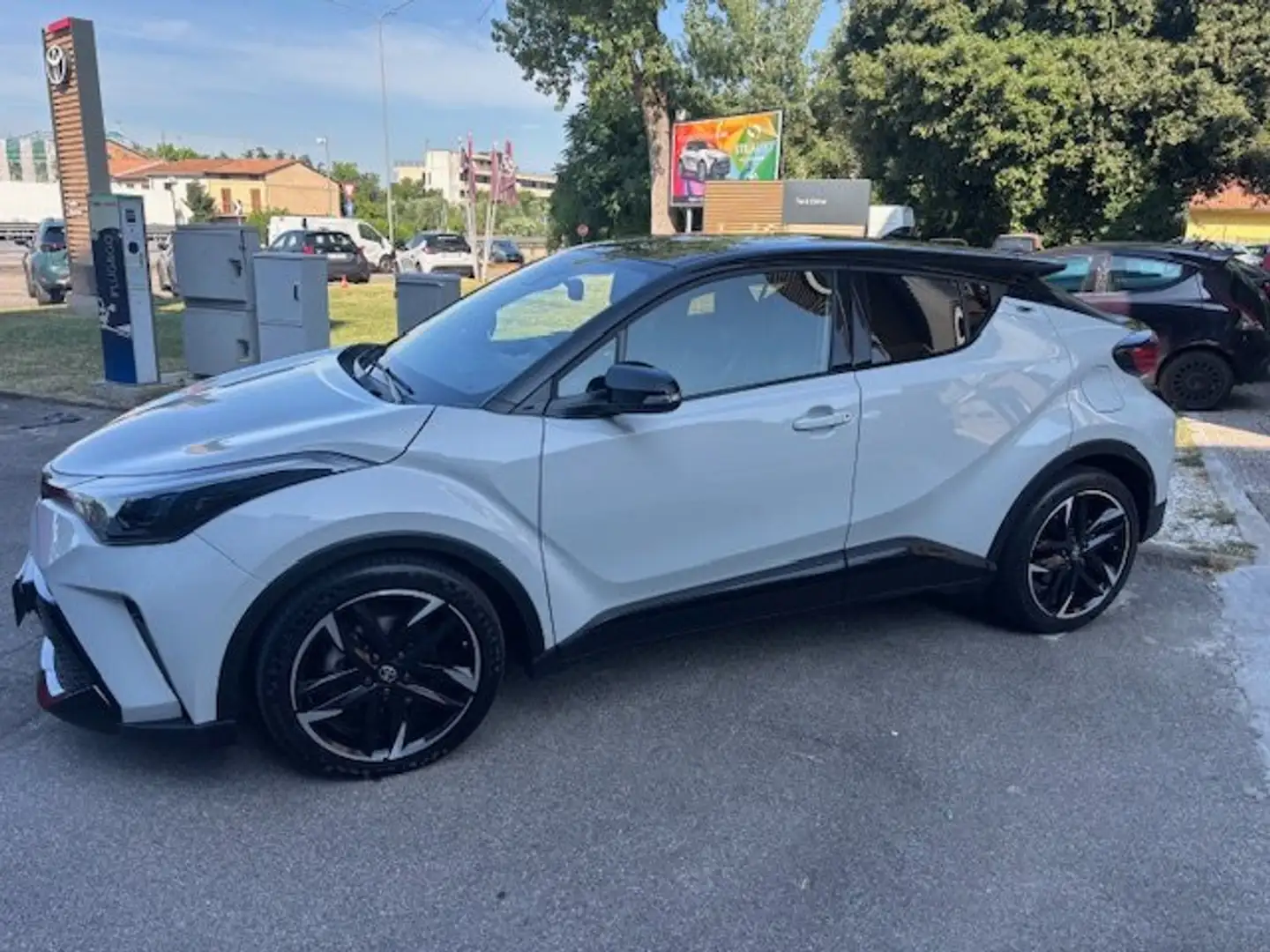 Toyota C-HR C-HR I 2020 1.8h GR Sport e-cvt Grigio - 1