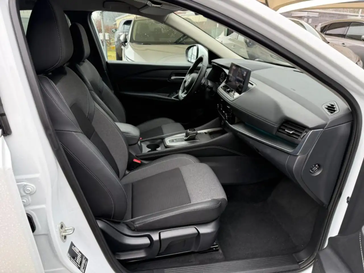 Nissan Qashqai MHEV 158 CV Xtronic N-Connecta NAVI LED ACC, миниатюра 14