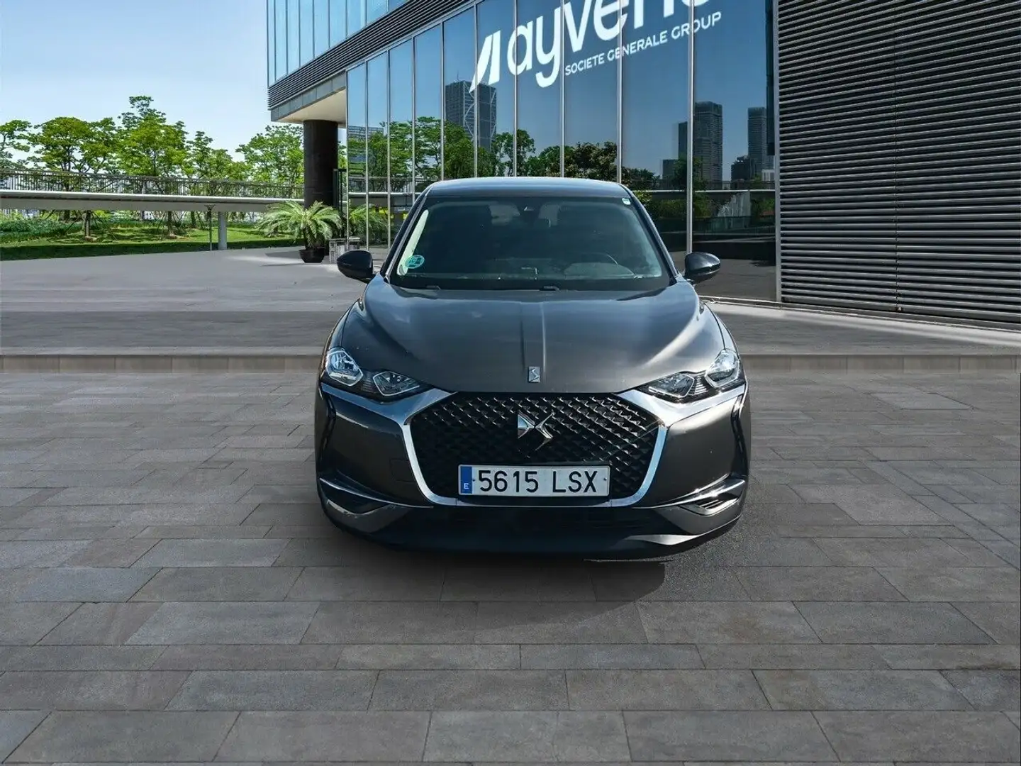 DS Automobiles DS 3 BlueHDi 81 kW Manual SO CHIC Grijs - 2