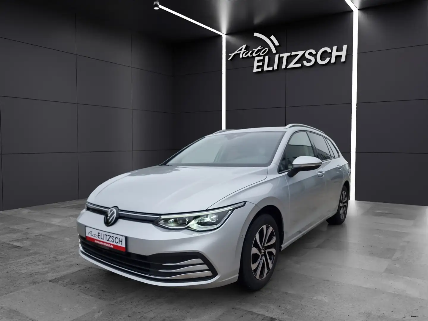 Volkswagen Golf VIII Variant TDI Active DSG LEDplus AHK Navi AI... Silber - 2