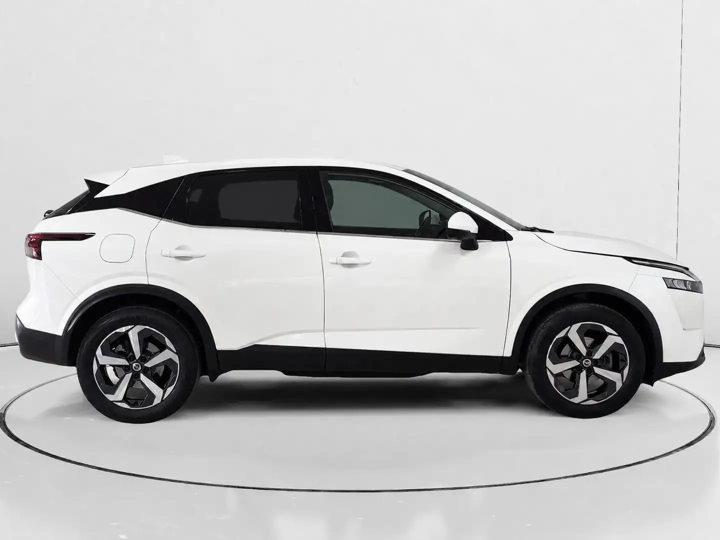 Nissan Qashqai 1.3 DIG-T mHEV 12V N-Connecta 4x4 Aut. 116kW Blanco - 2