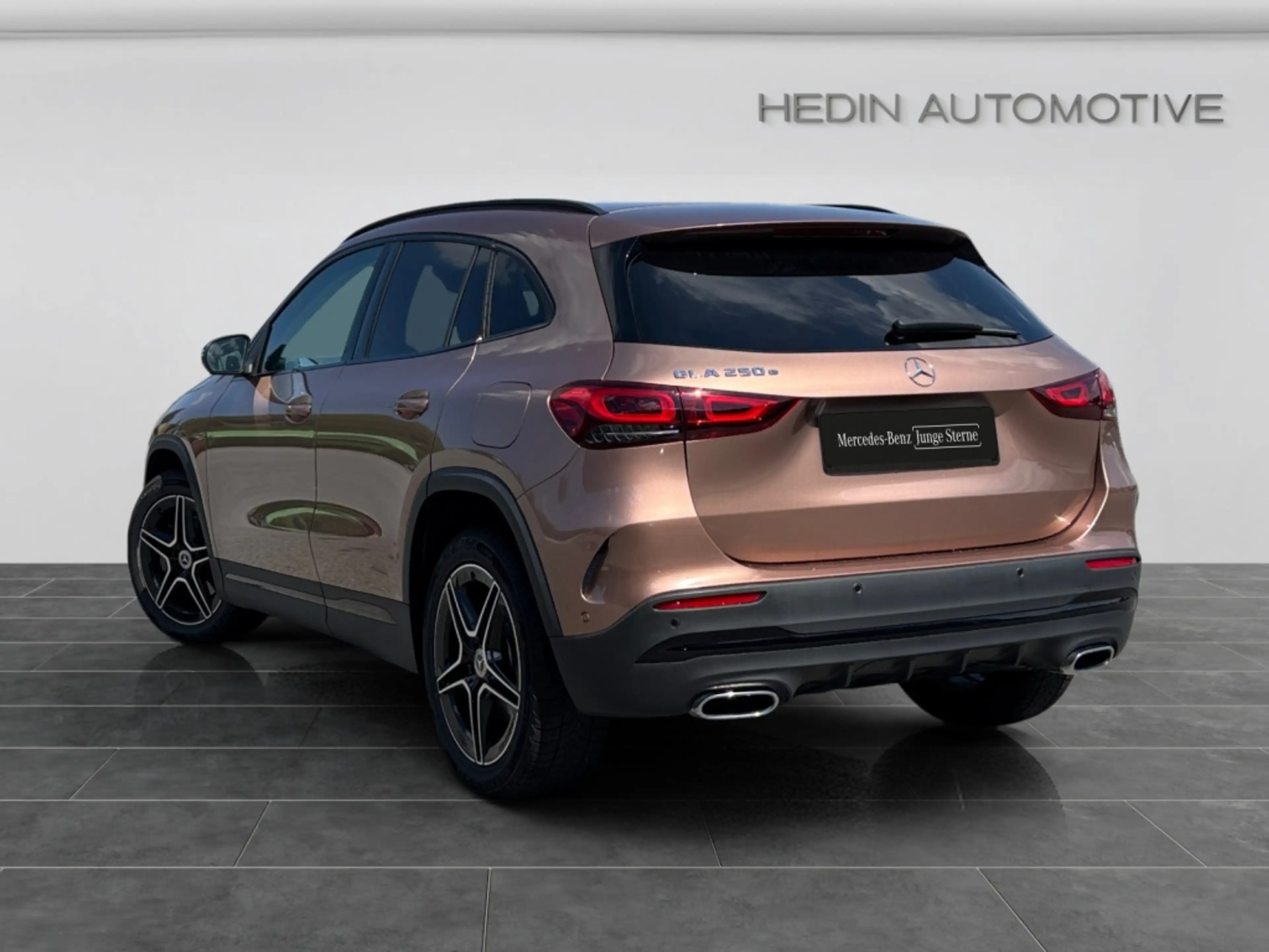 Mercedes-Benz GLA 250 e AMG|NIGHT|MBUX|SHZ|TEMP|KAM|LED|LEDER — photo 3