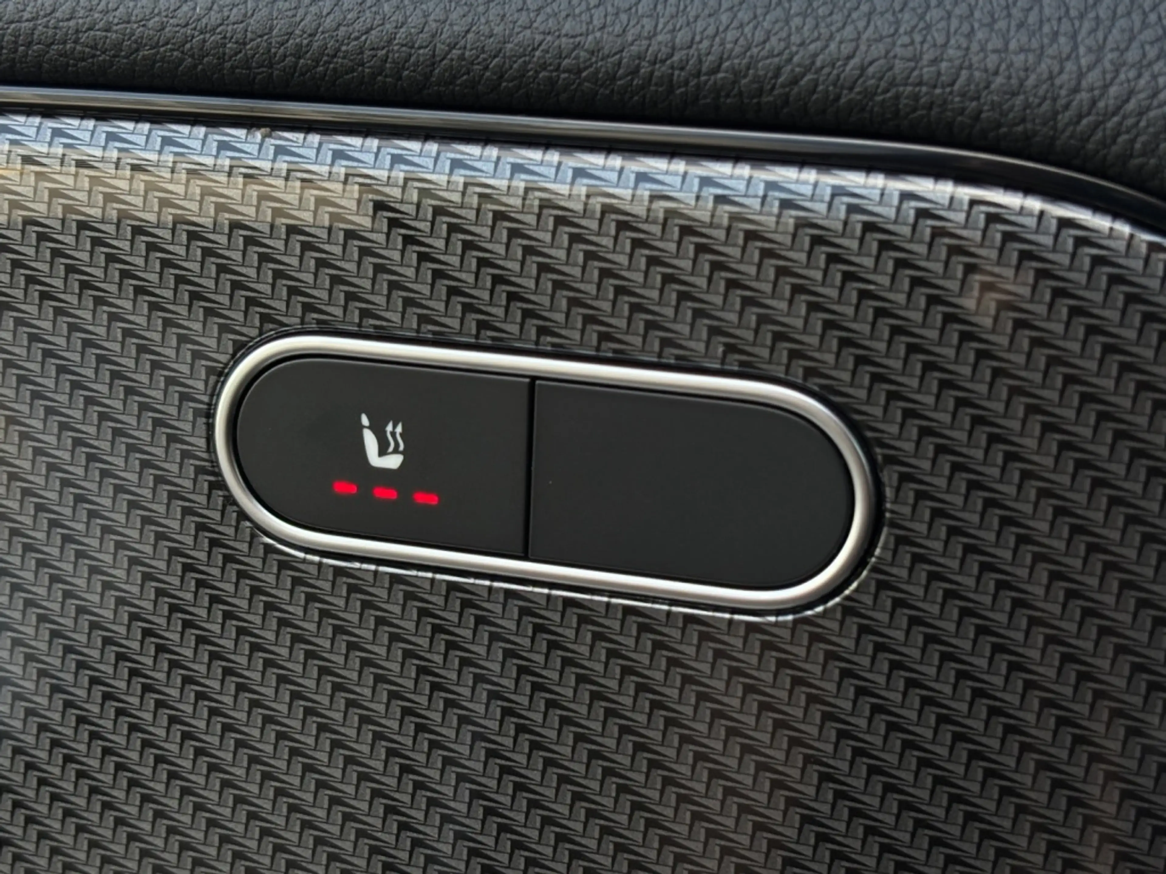 Mercedes-Benz GLA 250 e AMG|NIGHT|MBUX|SHZ|TEMP|KAM|LED|LEDER — photo 14