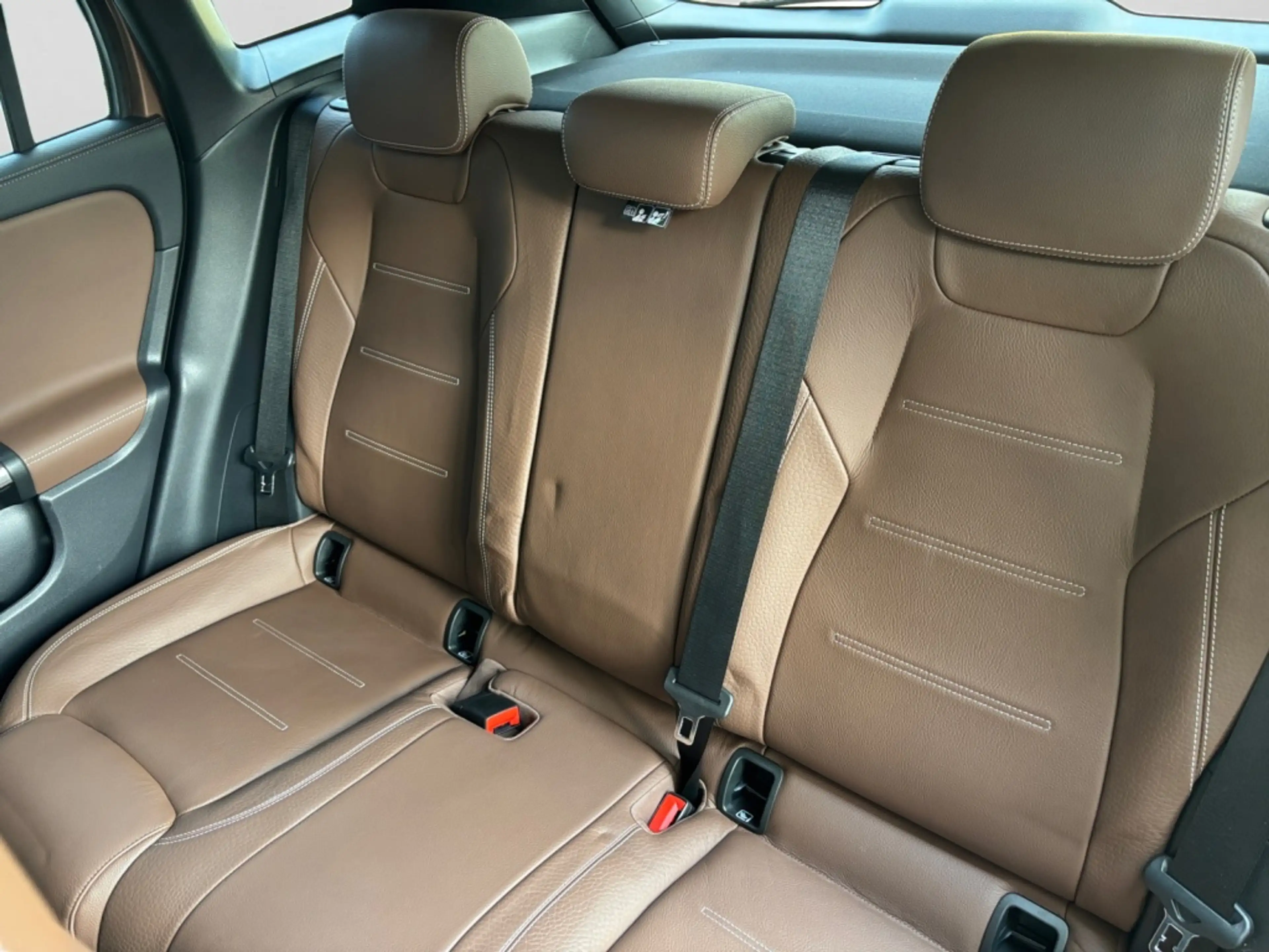 Mercedes-Benz GLA 250 e AMG|NIGHT|MBUX|SHZ|TEMP|KAM|LED|LEDER — photo 10