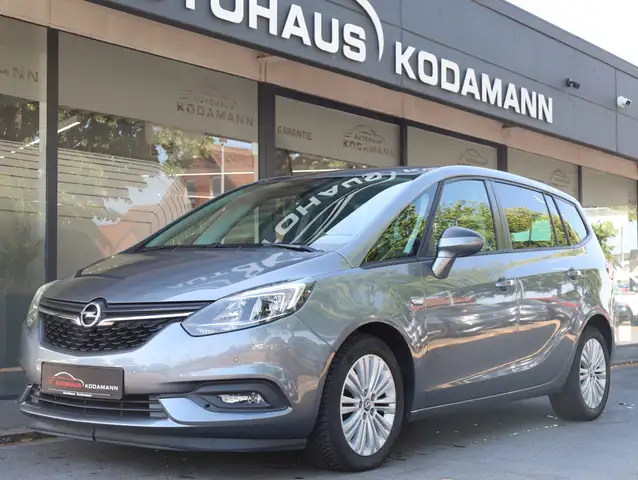 Opel Zafira view 6