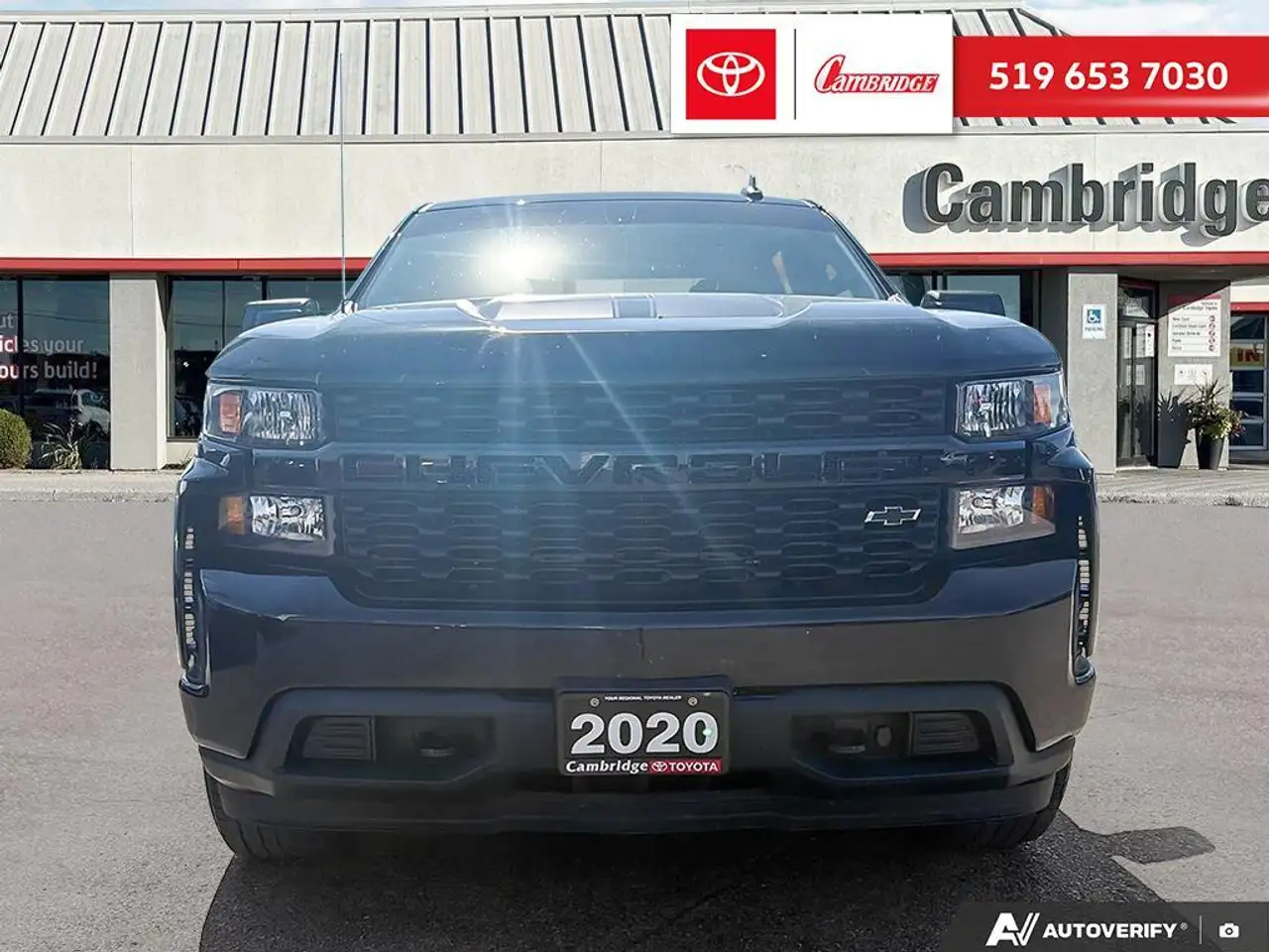 Chevrolet Silverado 1500 снимка Chevrolet Silverado 1500