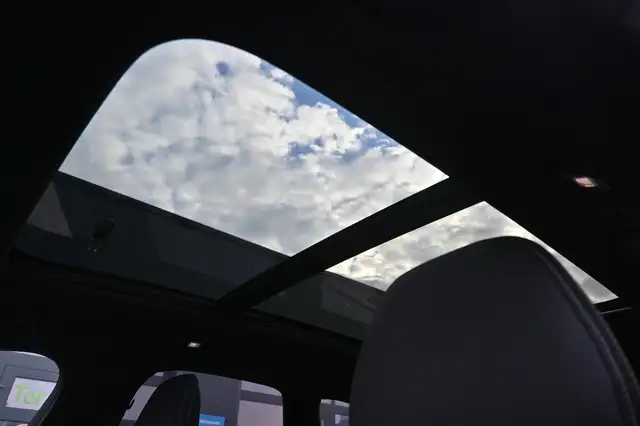Volvo XC60 view 13