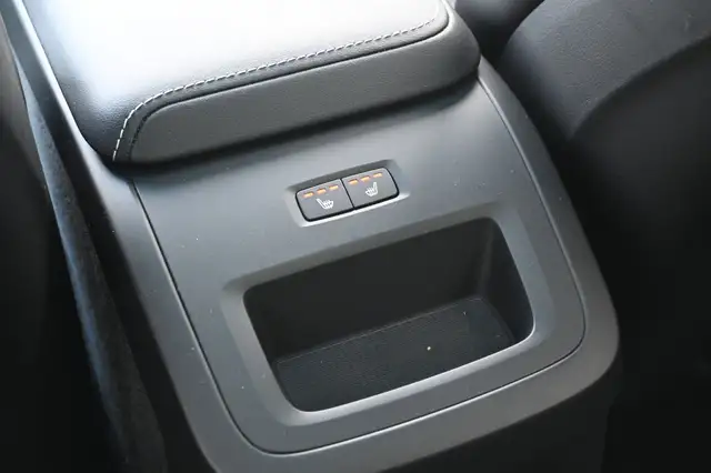 Volvo XC60 view 17