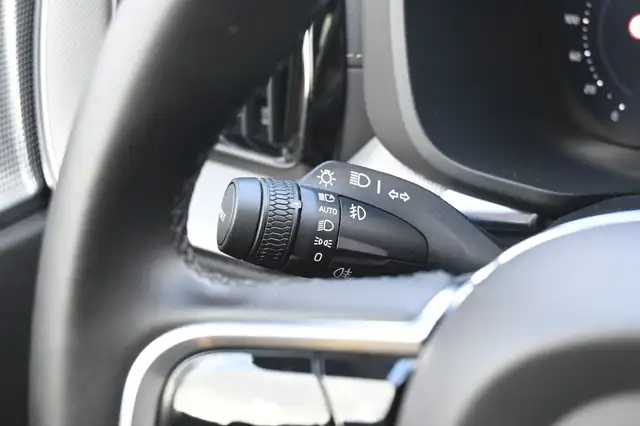 Volvo XC60 view 22