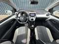 Peugeot 108 1.0 e-VTi 68pk 5D TOP! Allure I Navigatie I Camera Wit - thumbnail 17