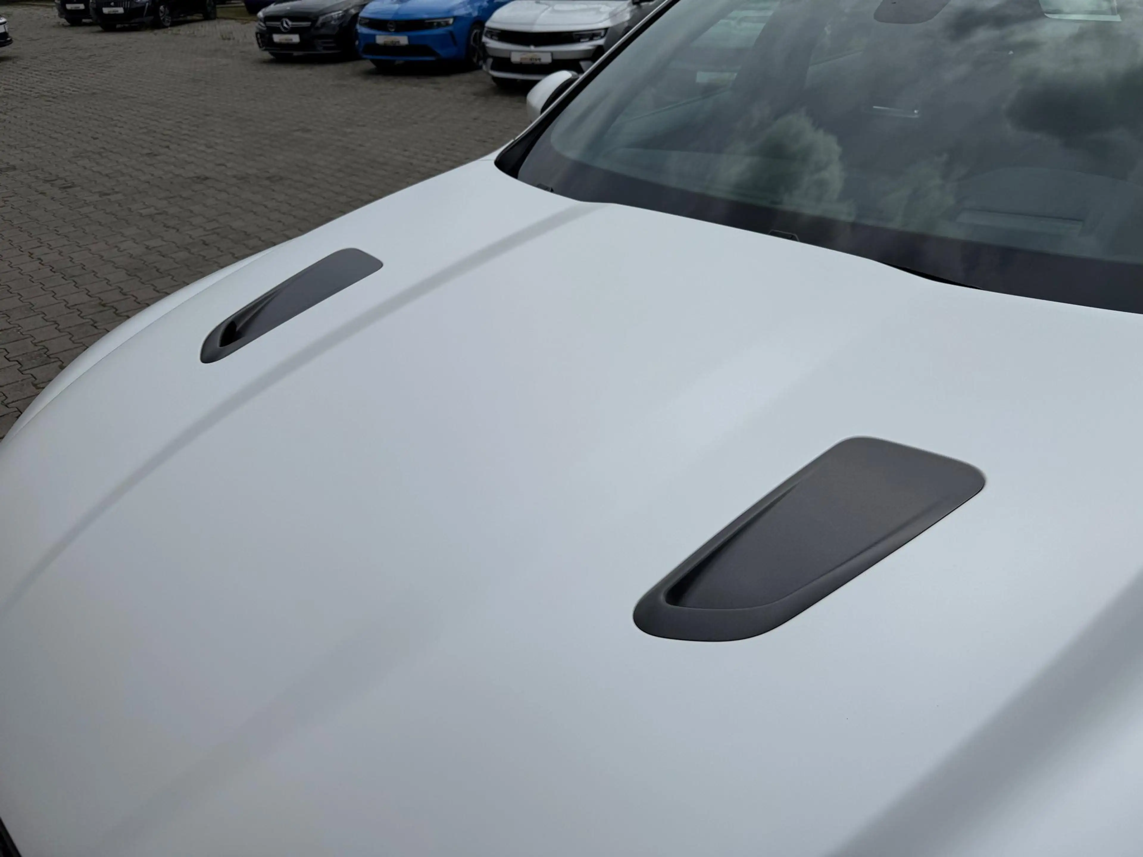 Jaguar F-Pace P550 SVR AWD 405 kW (551 PS), Autom. 8-Gang, Al... — photo 15