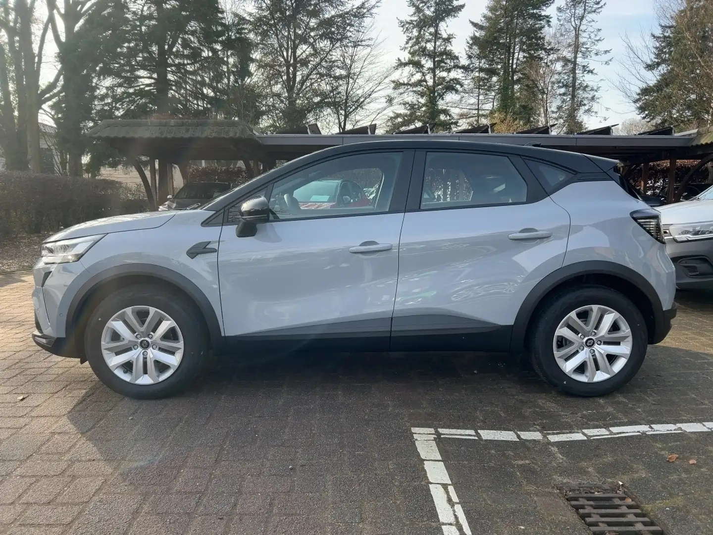 Renault Captur Evolution TCe 90 Navi/PDC/SHZ Grau - 2