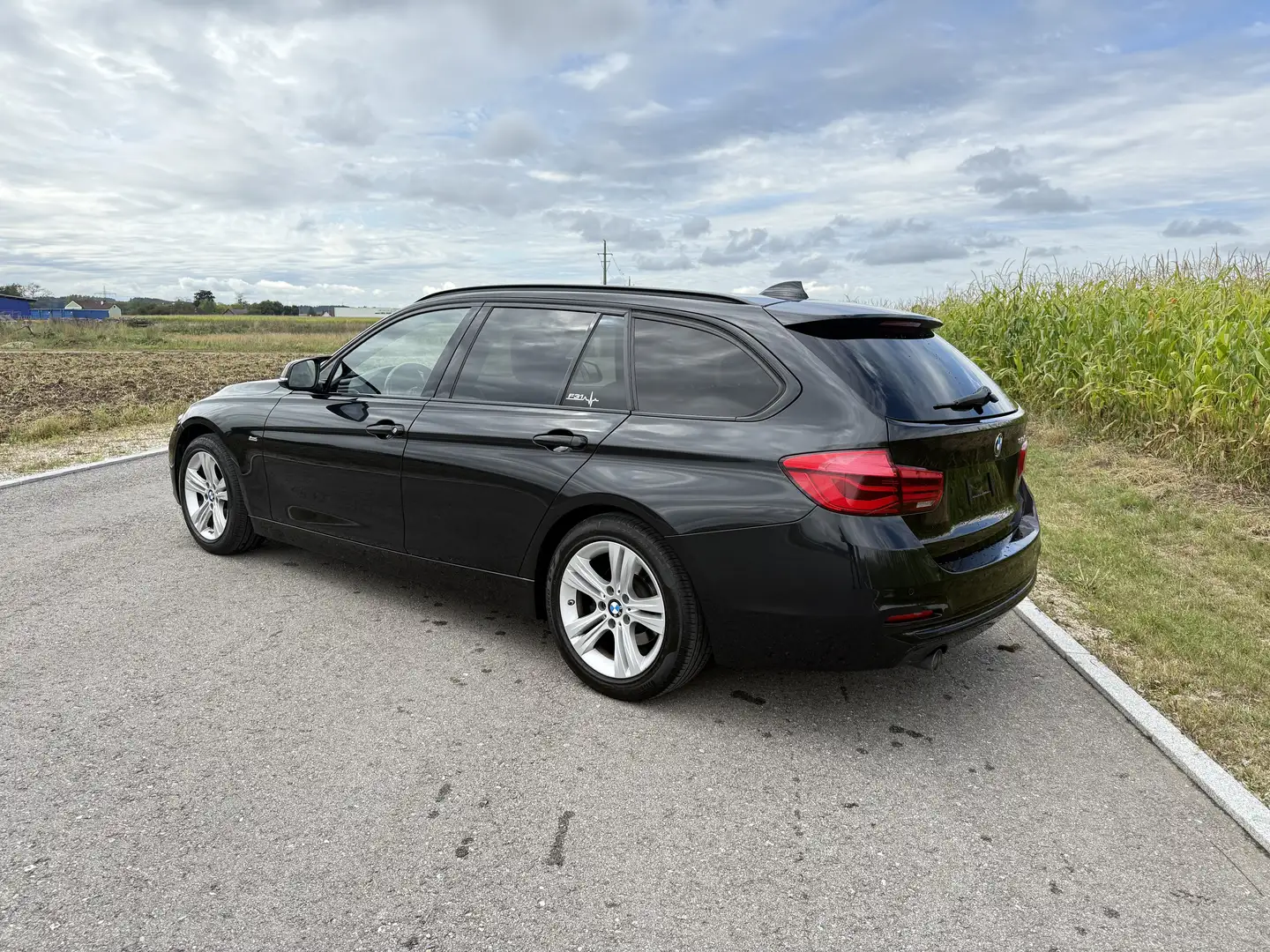BMW 316 316d Touring Sport Line - 2