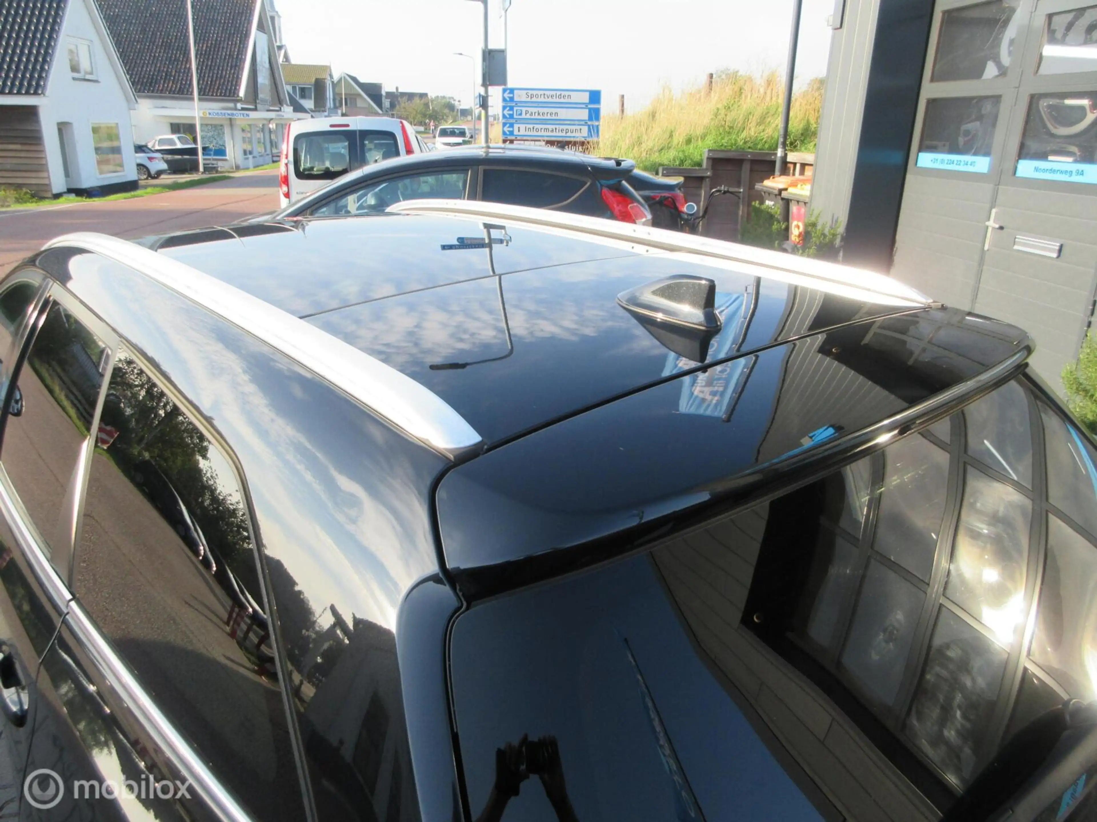 Toyota Auris Touring Sports 1.8 Hybrid Lease pro Trekhaak NL au — photo 10