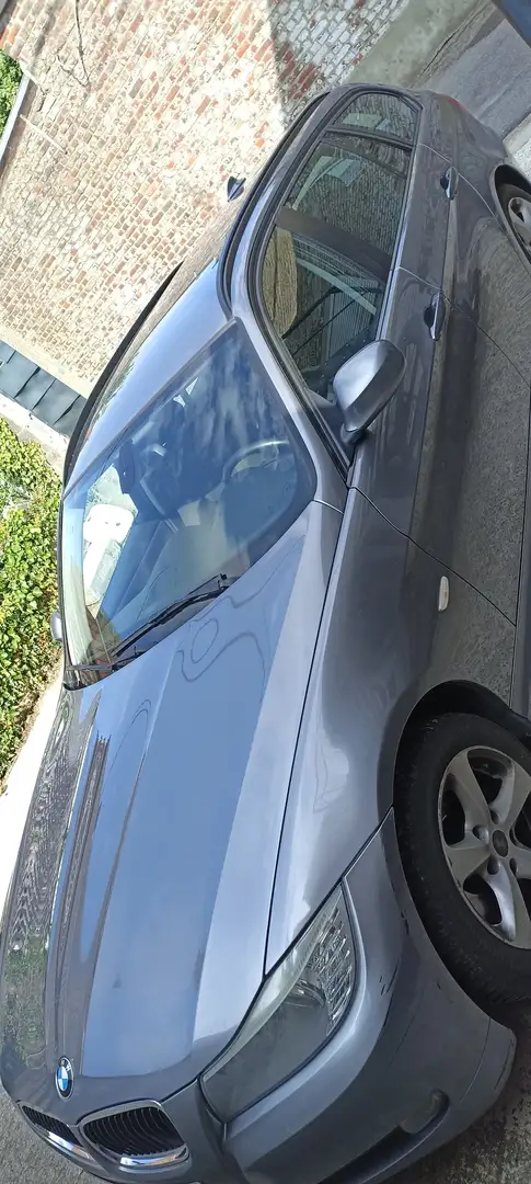 BMW 318 Touring 318 d Gris - 1