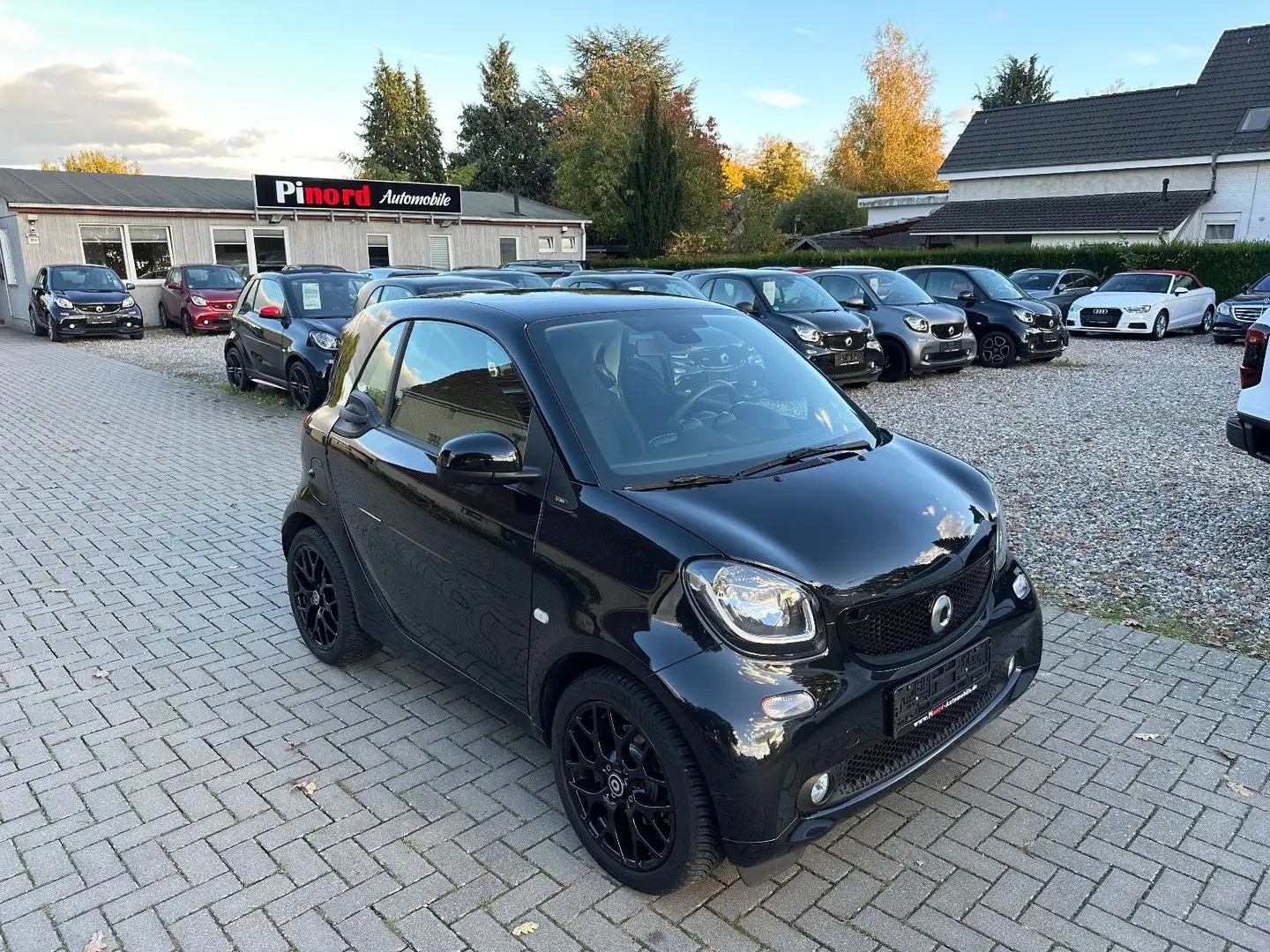 smart forTwo Prime SPORT-90PS-LED-NAVI-PANO-PDC-ALU Schwarz - 1
