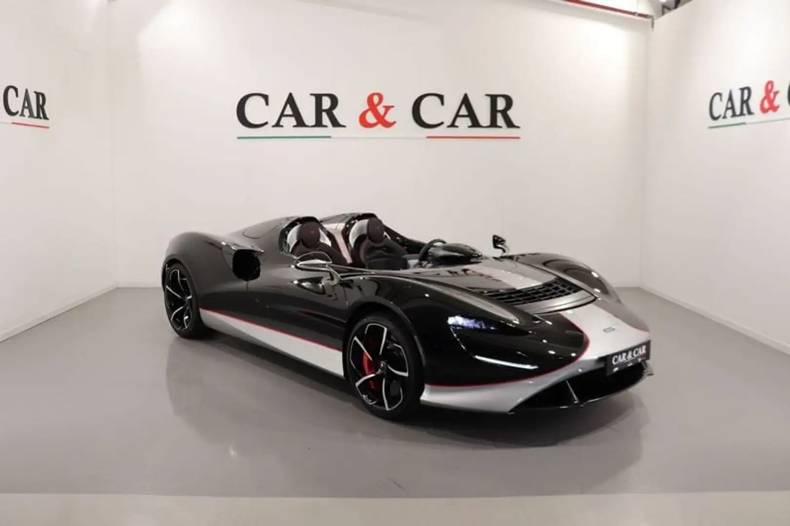 McLaren Elva 1 of 149 Black - 1